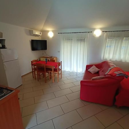 Apartment Studio Ta-Ti Umag Bagian luar foto