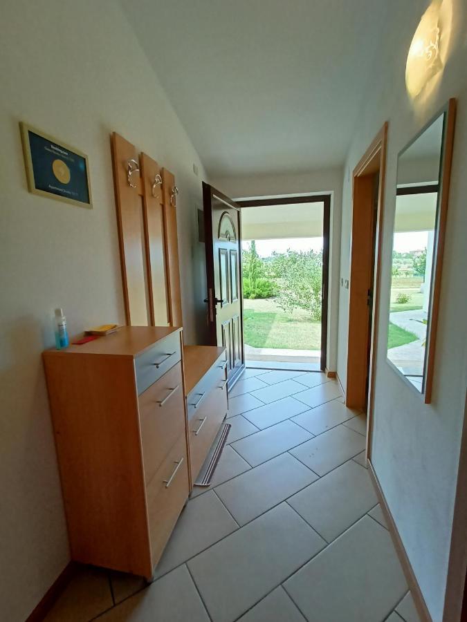 Apartment Studio Ta-Ti Umag Bagian luar foto