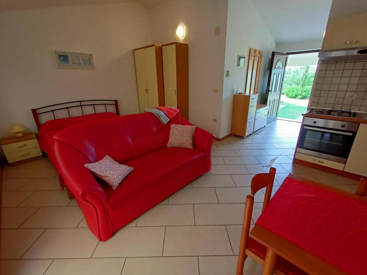 Apartment Studio Ta-Ti Umag Bagian luar foto